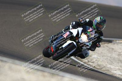 media/Sep-21-2025-TrackDaz (Sun) [[277c75b276]]/C Group/1240pm (Turn 2)/